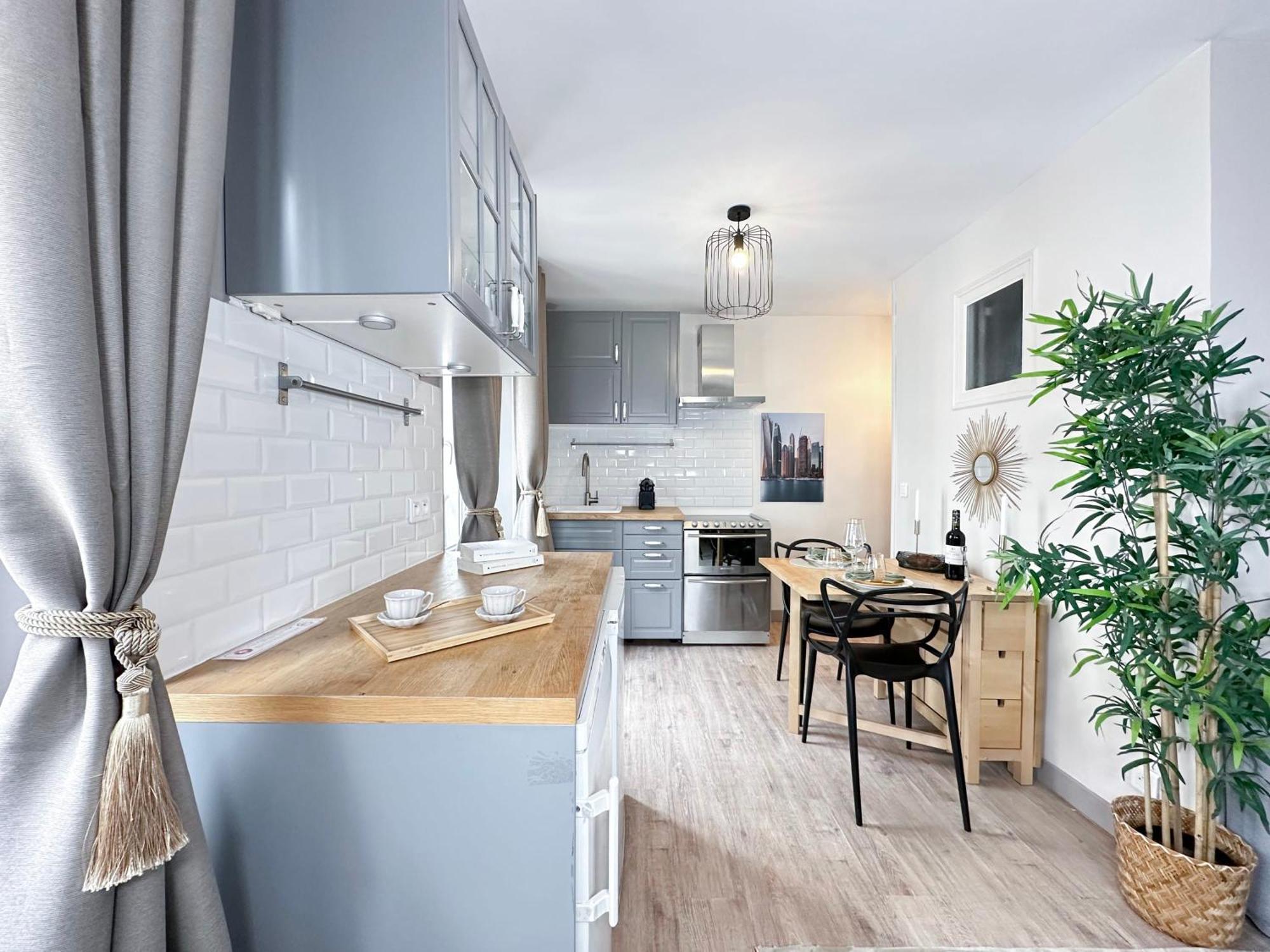 Апартаменти Stylish & Chic Duplex Near Eiffel Tower Париж Екстер'єр фото