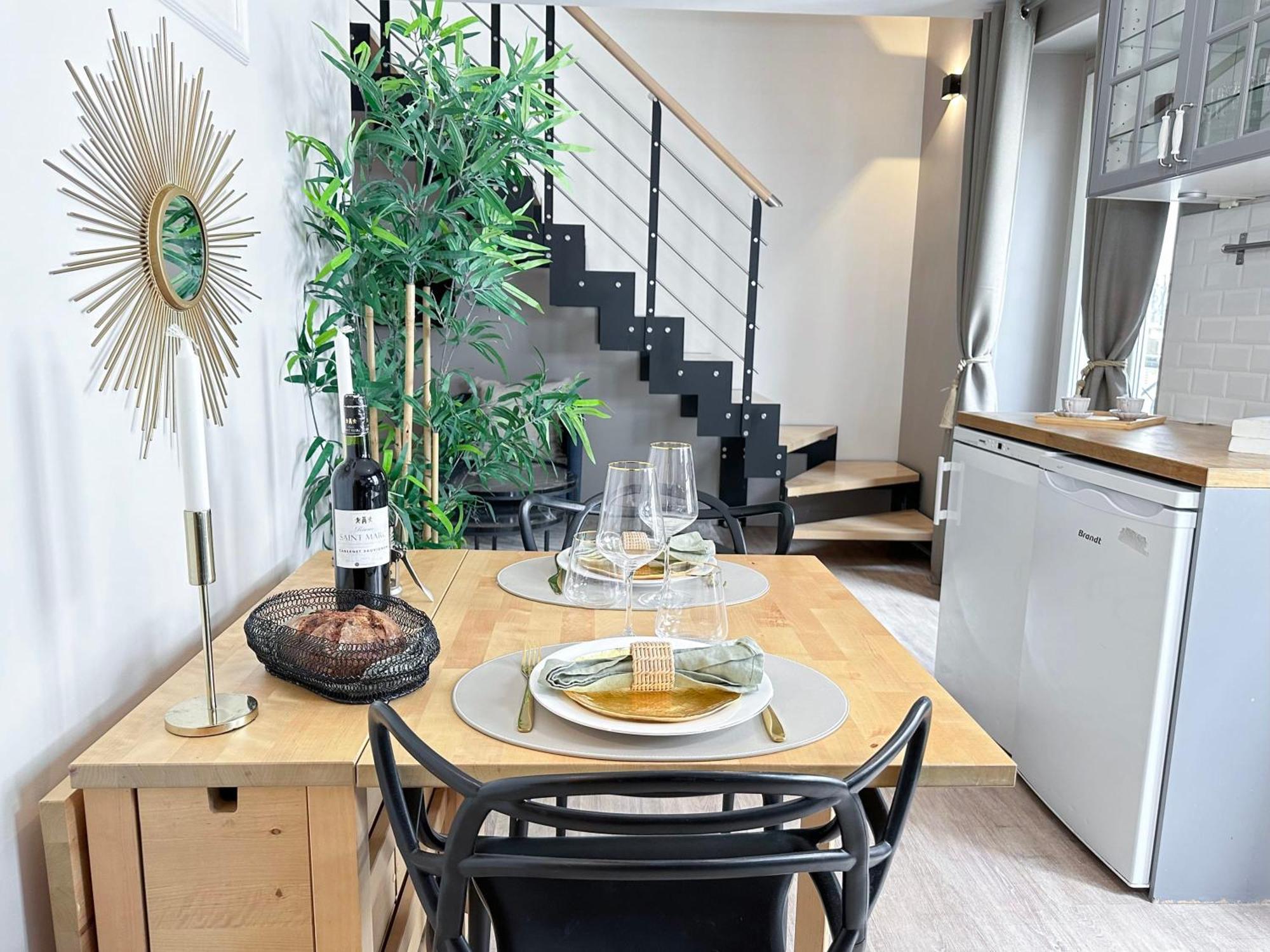 Апартаменти Stylish & Chic Duplex Near Eiffel Tower Париж Екстер'єр фото
